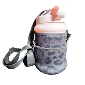 Hydro Flask Gray Insulated Bottle Carrier Bag